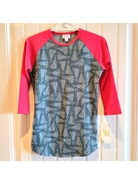 *4 for $25* Lularoe + Disney Aurora Shirt